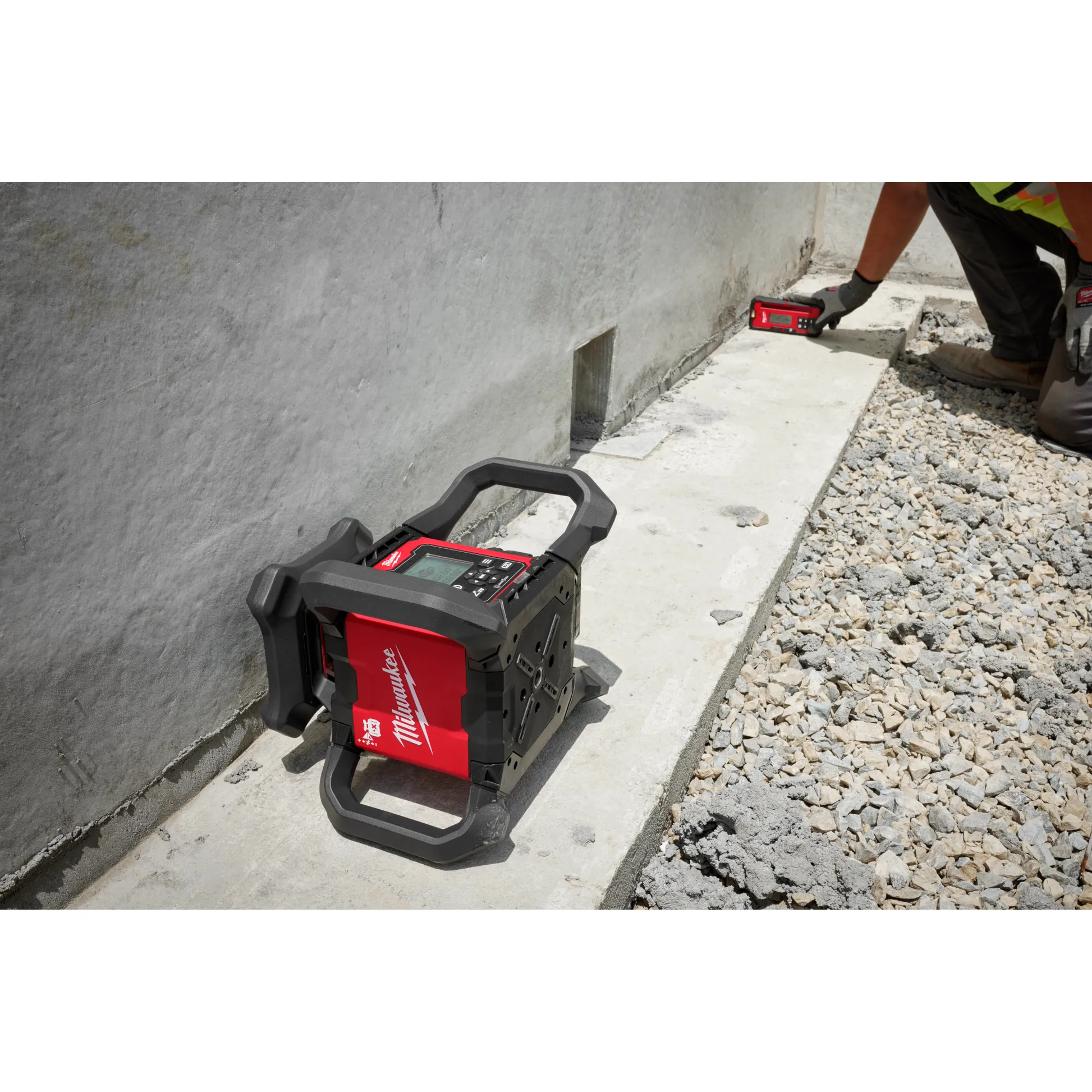 Milwaukee 3704-21T, M18™ Red Exterior Dual Slope Rotary Laser Level Kit w/ Receiver, Remote, Grade Rod & Tripod