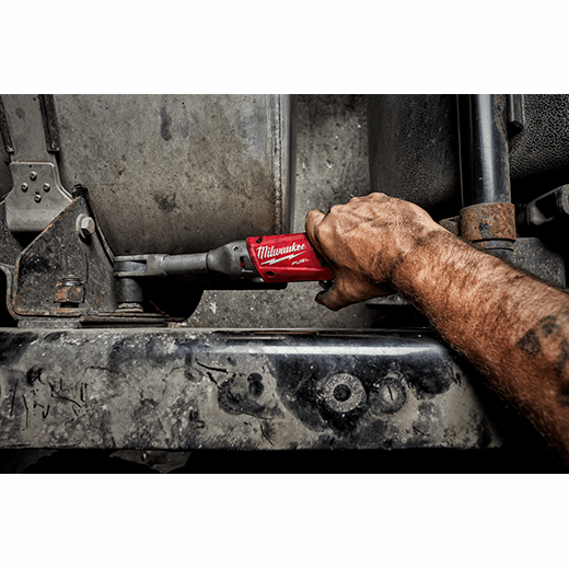 Milwaukee 2560-21, M12 FUEL 3/8" Extended Reach Ratchet Kit