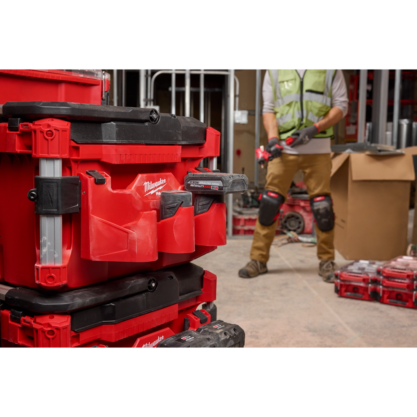 Milwaukee 48-22-8604, PACKOUT™ Tool Box M12™ Battery Rack Attachment