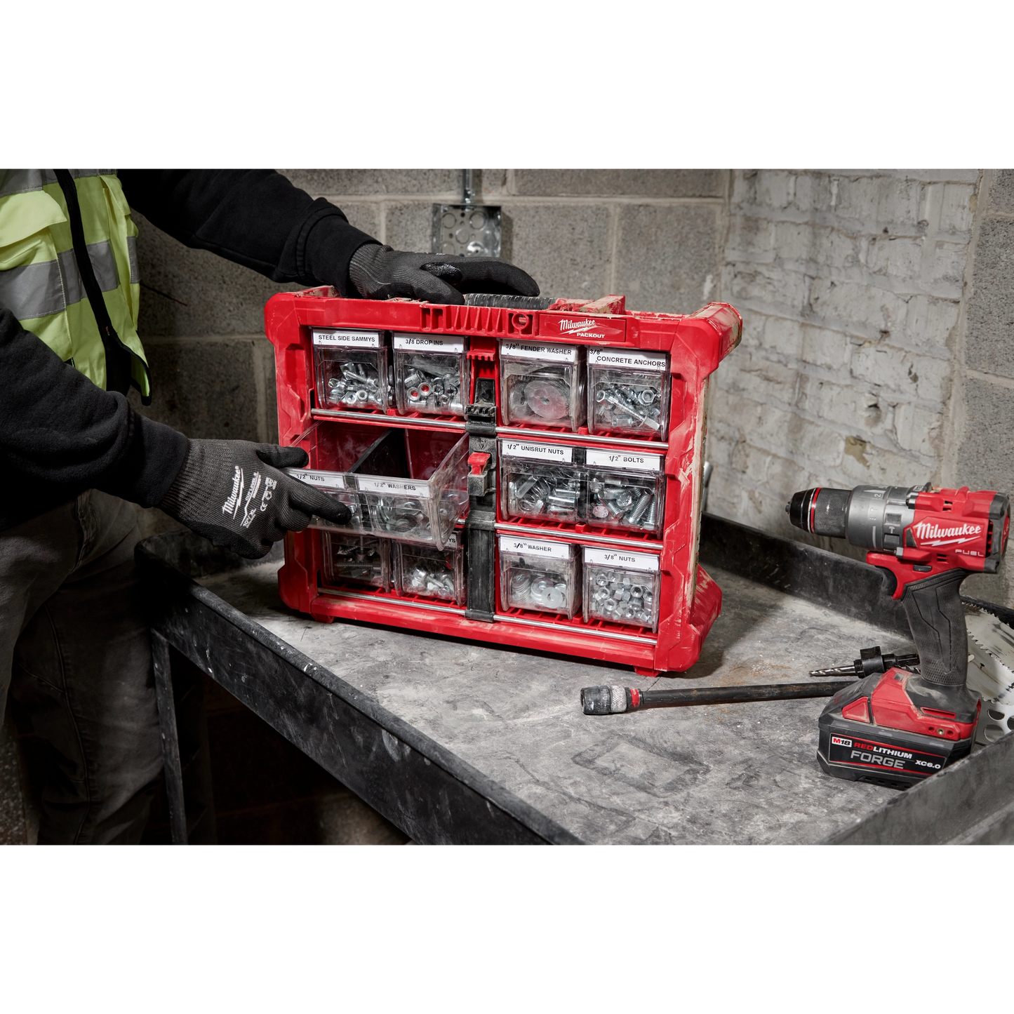 Milwaukee 48-22-8434, Large Bin for PACKOUT™ Tilt Bin Organizer