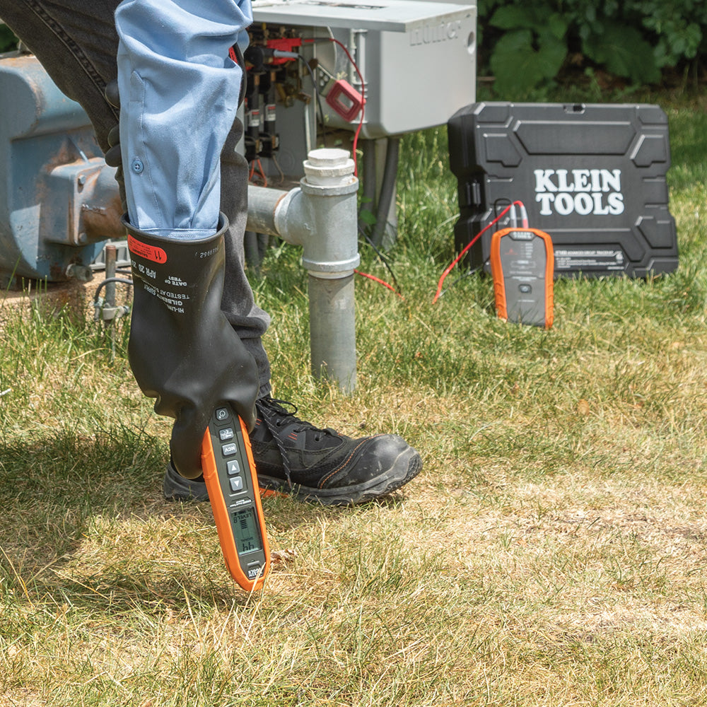 Klein Tools ET450, Advanced Electrical Circuit Breaker Finder and Wire Tracer Kit and Case