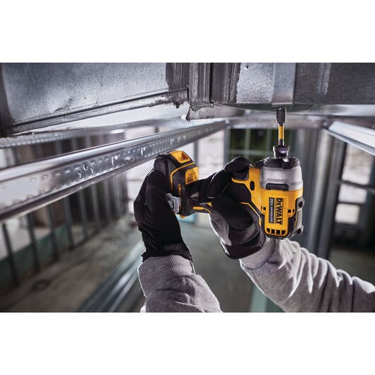 DEWALT DCF809B, ATOMIC 20V MAX Brushless 1/4'' Compact Impact Driver (Tool Only)
