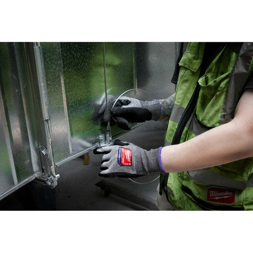 Milwaukee 48-73-7034B, 12 Pair Cut Level 9 High-Dexterity Nitrile Dipped Gloves - XXL