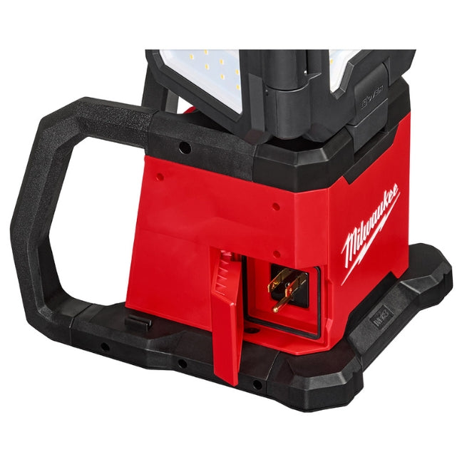 Milwaukee 2368-20, M18™ ROVER™ Dual Power Triple-Panel Flood & Area Light