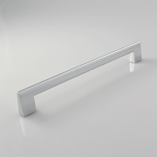 Eurofit H-444-224CP, Handle, 224mm, Chrome, 25/100 (TRIANGEL)