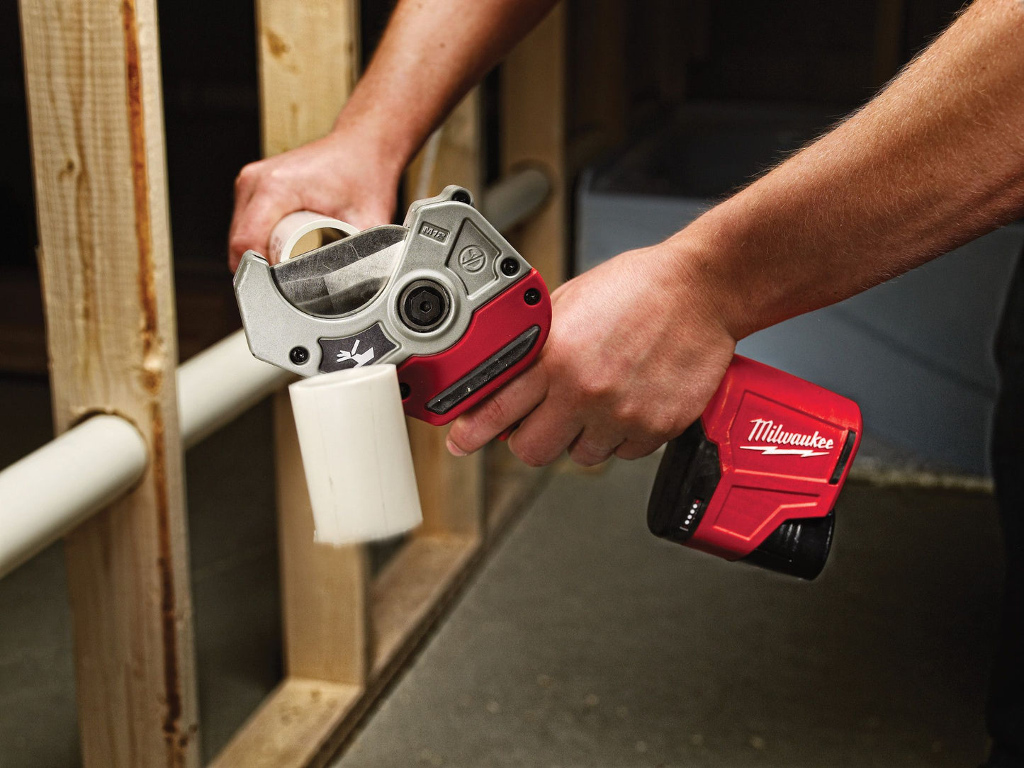 Milwaukee 2470-21, M12™ Plastic Pipe Shear Kit