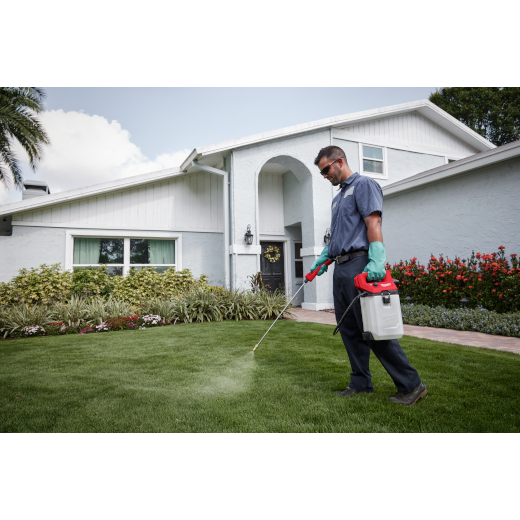 Milwaukee 2528-21G2, M12™ 2 Gallon Handheld Sprayer Kit
