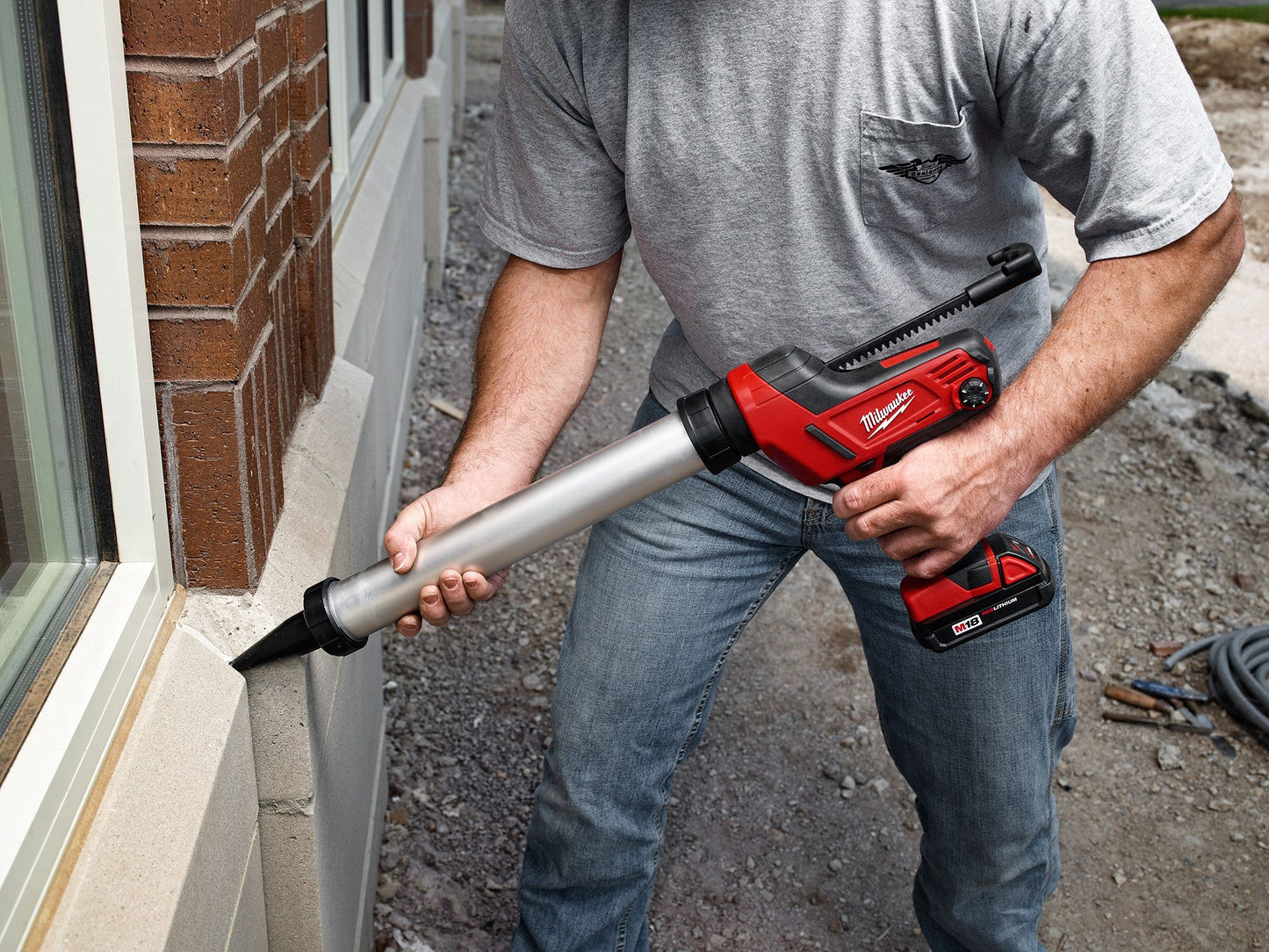 Milwaukee 2641-20, M18 Cordless 10oz. Caulk and Adhesive Gun (Tool Only)