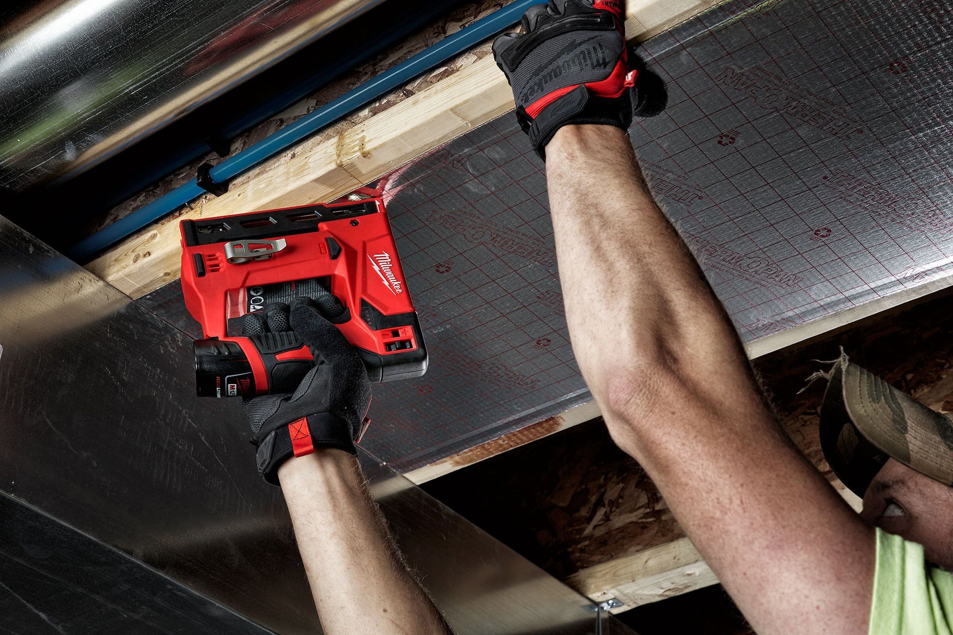 Milwaukee 2447-20, M12 3/8" Crown Stapler (Tool Only)