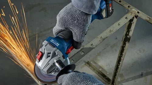 BOSCH GWS18V-8B15, 18V Brushless 4-1/2" Angle Grinder w/ (1) 4.0 Ah CORE Compact Battery