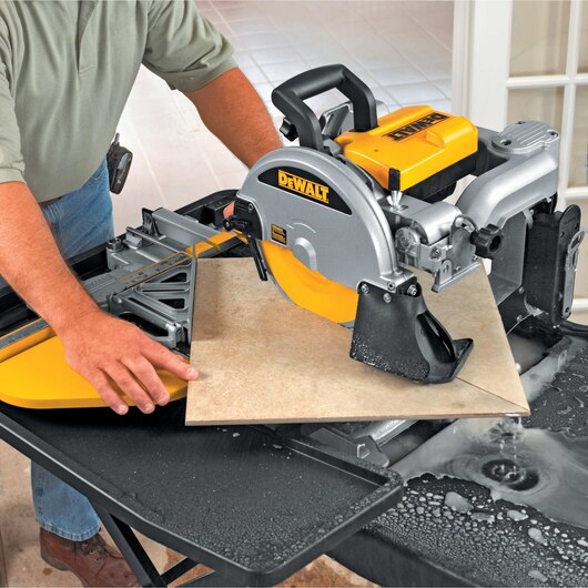 DEWALT D24000, 10'' Wet Tile Saw