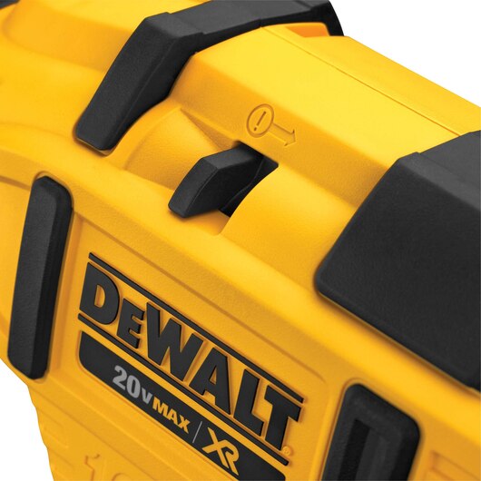 DEWALT DCN660D1, 20V MAX 16 Ga Angled Cordless Finish Nailer Kit