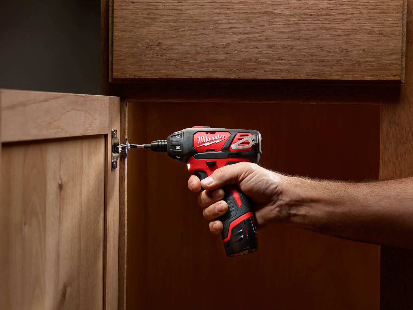 Milwaukee 2401-20, M12 Screwdriver (Tool Only)