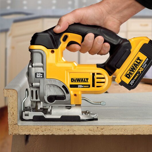 DEWALT DCS334P1, 20V Max XR Jig saw Kit (5.0Ah)