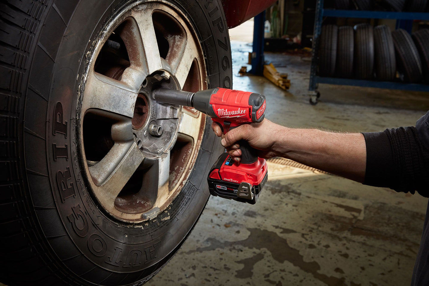 Milwaukee 2759B-20, M18 FUEL 1/2" Compact Impact Wrench w/ Friction Ring with ONE-KEY (Tool Only)