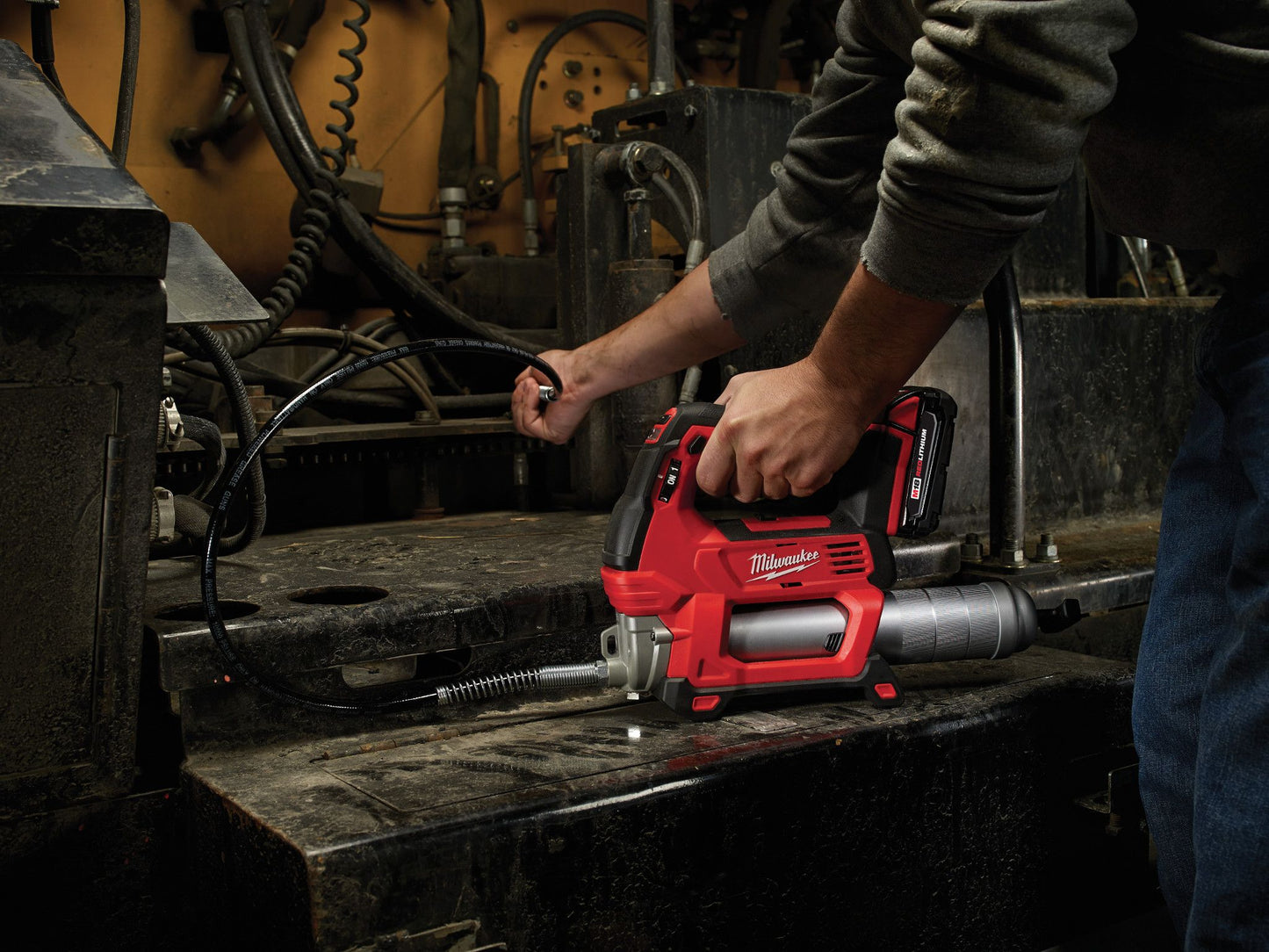 Milwaukee 2646-20, M18 2-Speed Grease Gun (Tool Only)