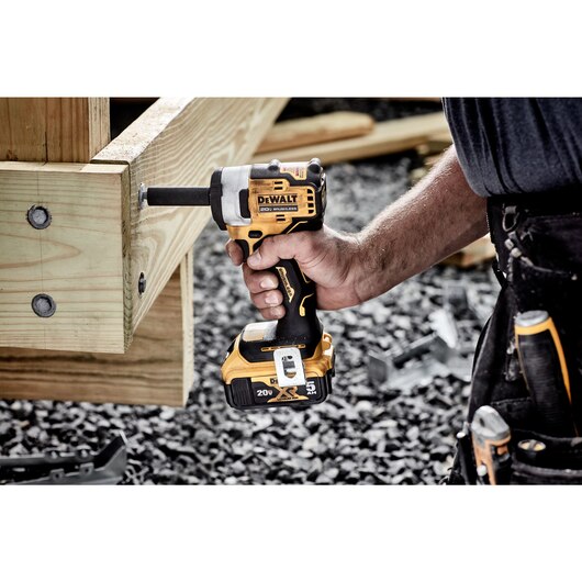 DEWALT DCF913B, 20V MAX 3/8 CMPCT IMP WRENCH (Tool Only)
