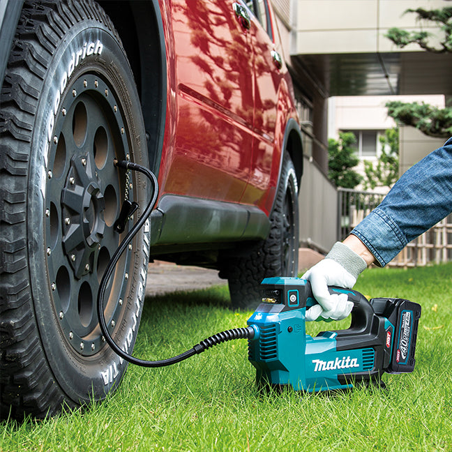 Makita DMP180SYX2, 18V LXT Cordless Inflator (Compact Kit)