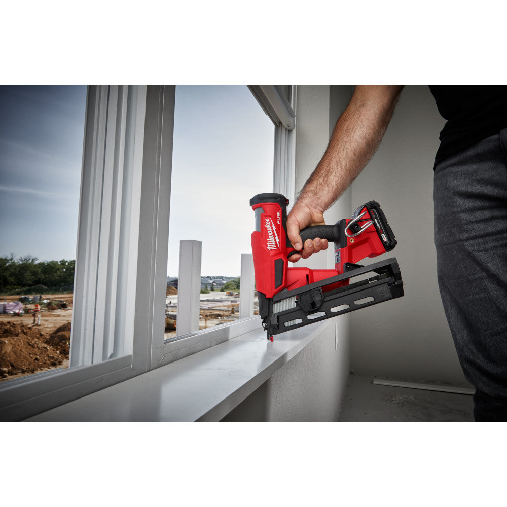 Milwaukee 2841-20, M18 FUEL 16 Gauge Angled Finish Nailer