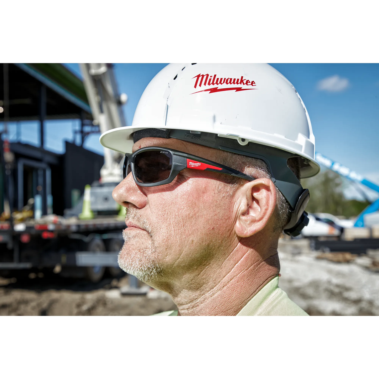 Milwaukee 48-73-2128, Transition Performance Safety Glasses - Anti-Scratch Lenses