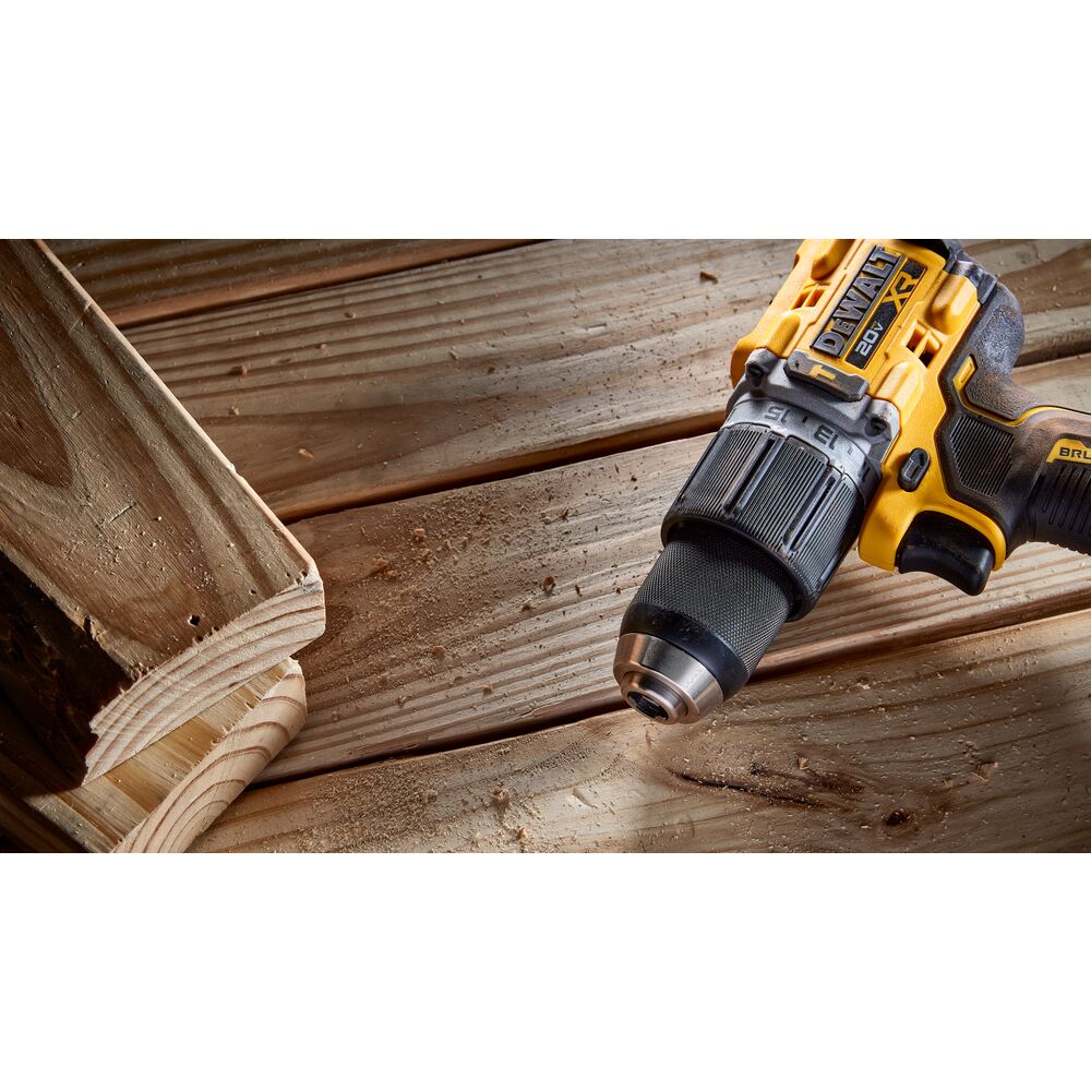 DEWALT DCL043, 20V MAX Lithium Ion LED Jobsite Spotlight (Tool Only)