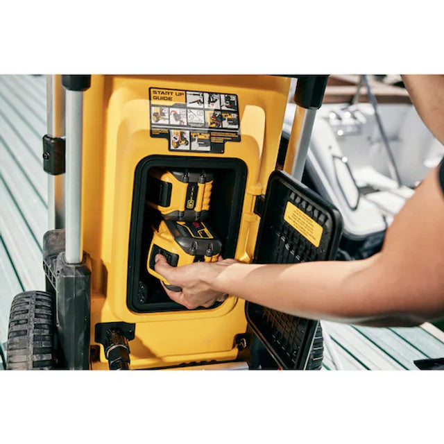 DEWALT DCPW1600Y2, 2X20V MAX 1600 MAX PSI Pressure Washer​ with 2x 12.0Ah FLEXVOLT Kit