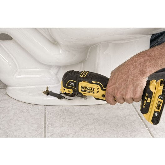 DEWALT DCS355D1, 20V MAX Li-Ion Oscillating Multi Tool Kit