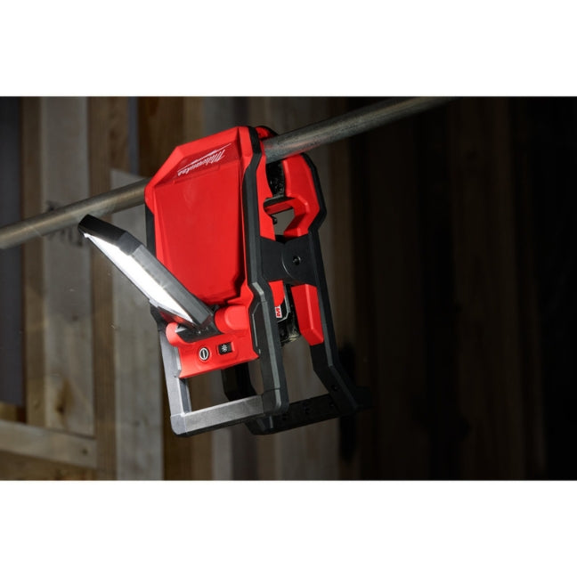 Milwaukee 2358-20, M18™ ROVER™ Clamping Flood Light